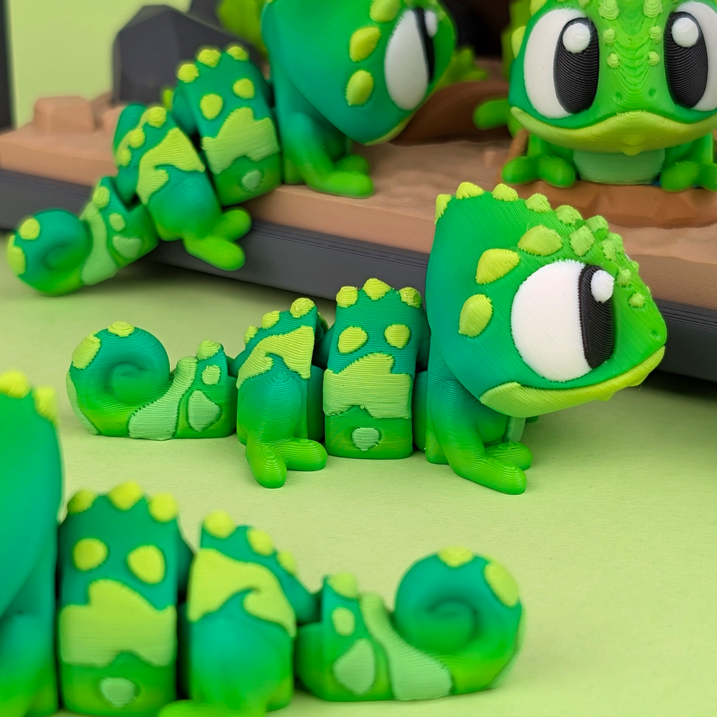 Flexi Chameleon – Articulated 3D‑Printed Animal Friend