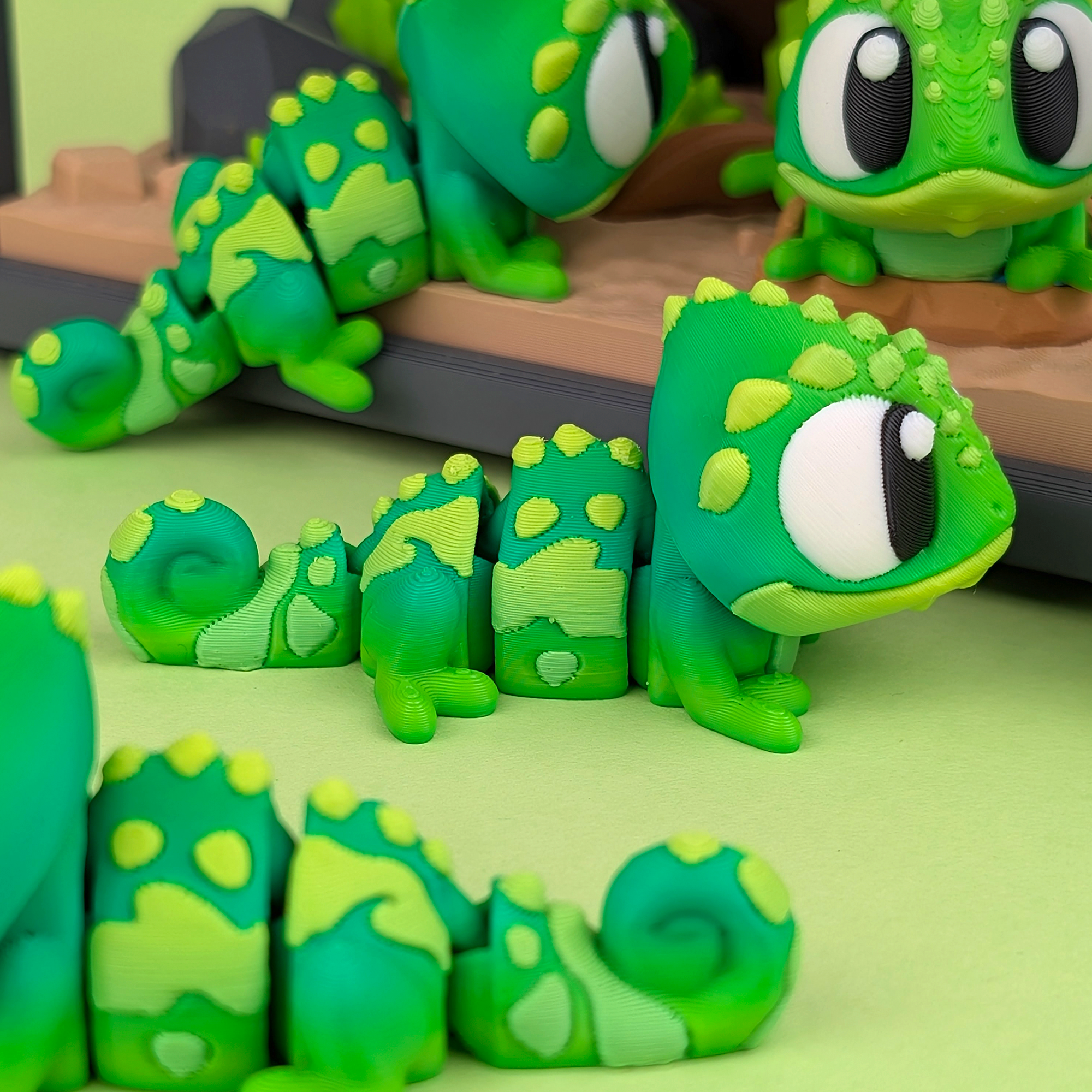 Flexi Chameleon – Articulated 3D‑Printed Animal Friend