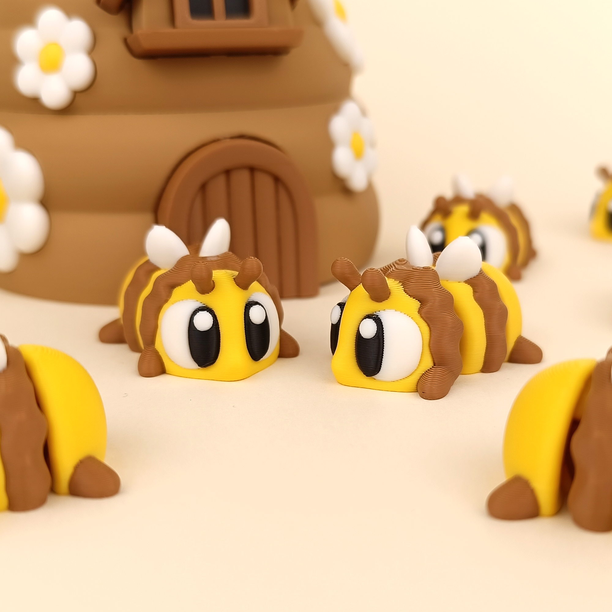 Beehive Display Set – A Home for Your Desk Companions