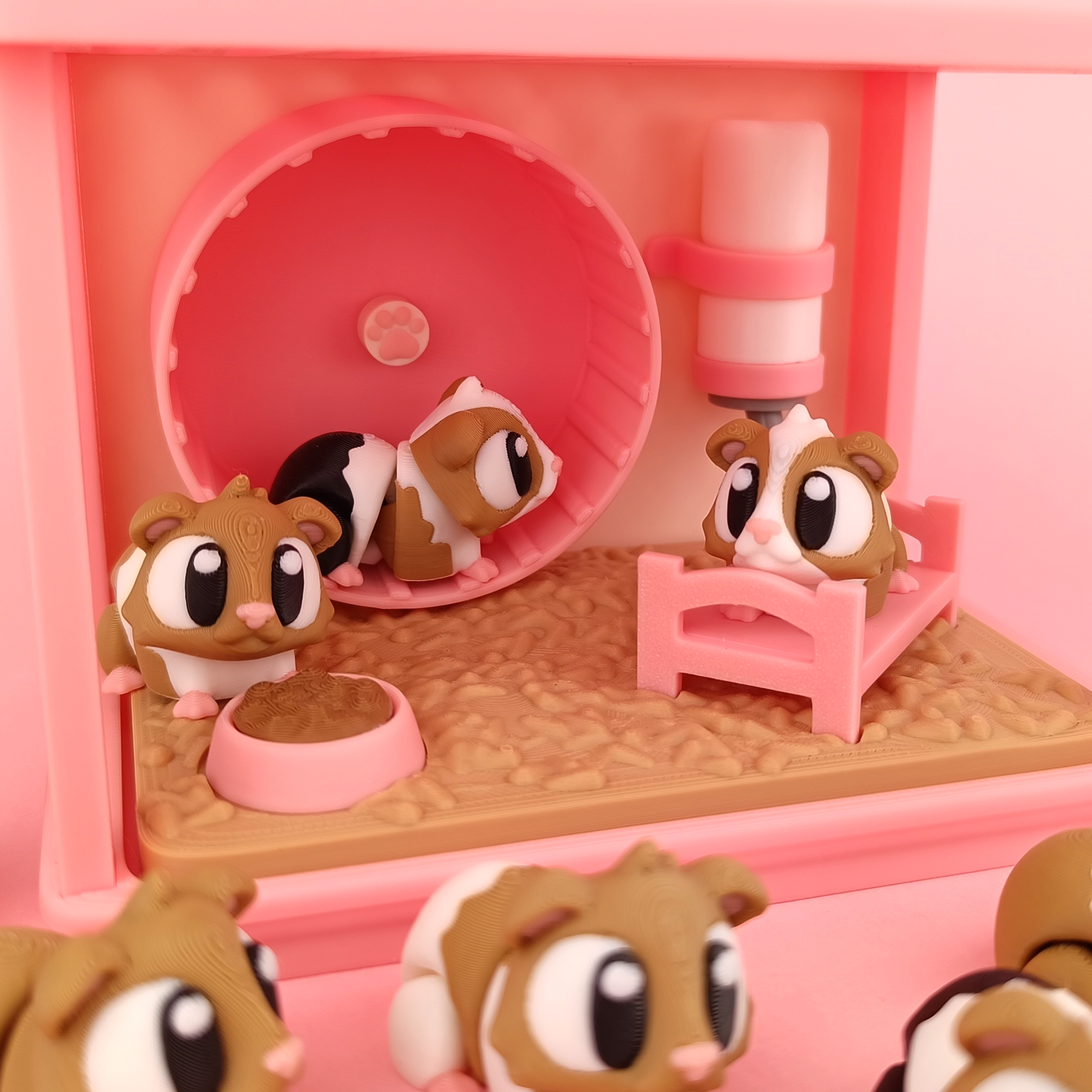 Small Creature Display Set – A Home for Your Desk Companions