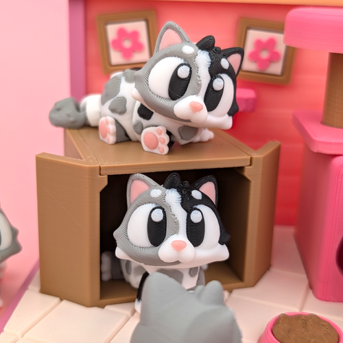 Cat House Display Set – A Home for Your Desk Companions