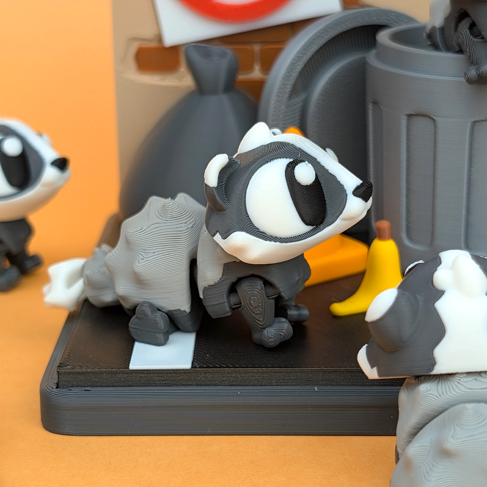 Bin Raider Display Set – A Home for Your Desk Companions